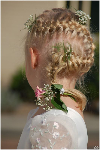 wedding hairstyles for long hair with flowers