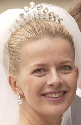 diamond prong tiara netherlands princess mabel mellerio