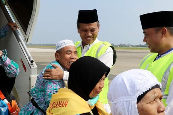 Sebanyak 110 Orang Jemaah Haji Kota Pariaman Mendarat Selamat di Bandara Internasional Minangkabau