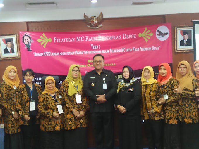 Pradi Buka Pelatihan MC Kaum Perempuan 