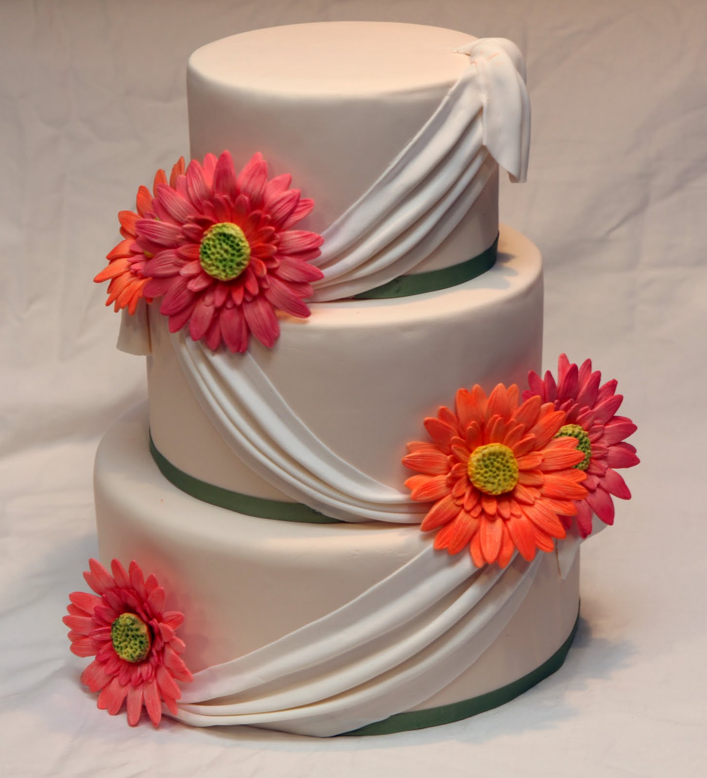 floral wedding cake images Classic 3-tier wedding cake.