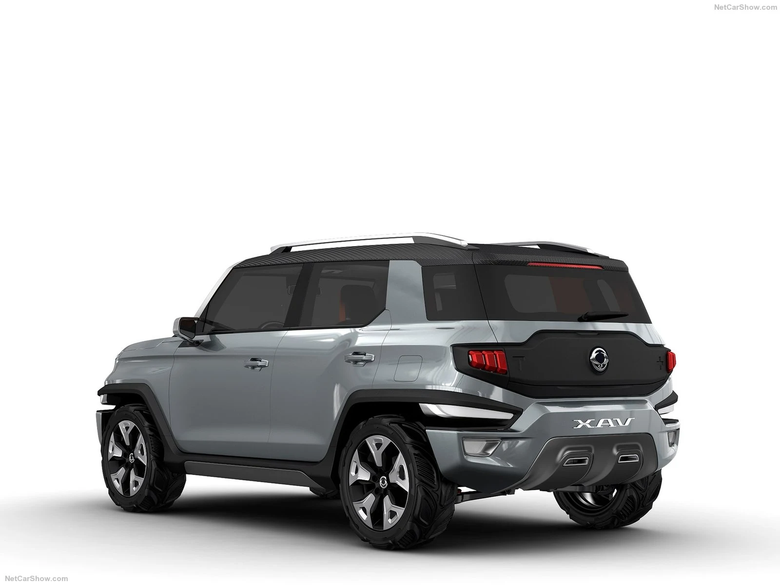 Hình ảnh xe ô tô SsangYong XAV-Adventure Concept 2015 & nội ngoại thất