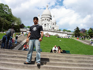 Pequeno à Paris