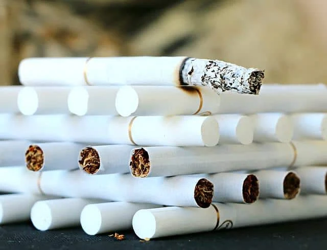 21 Symptoms That Can Kill Smokers - Health-Teachers