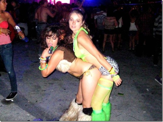 raver-girls-molly-15