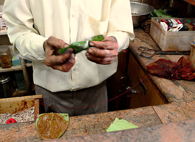 the paan is ready after being rolled