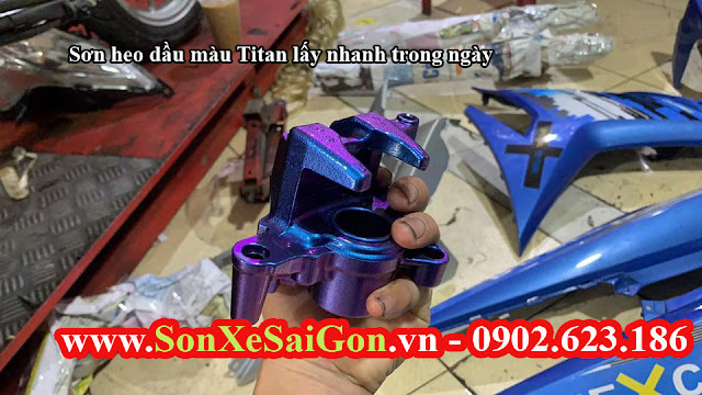 Mẫu Sơn heo dầu xe màu TiTan cực đẹp giá rẻ tại Tp.Hồ Chí Minh