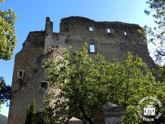 MONTBRUN-LES-BAINS (26) - Village médiéval