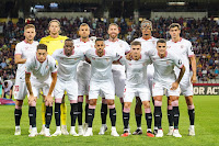 SEVILLA F. C. Temporada 2023-24. Ivan Rakitić, Ørjan Nyland, Joan Jordán, Sergio Ramos, Loïc Badé, Juanlu. Lucas Ocampos, Lukébakio, Djibril Sow, Adrià Pedrosa, Erik Lamela. F. C. BARCELONA 1 🆚 SEVILLA F. C. 0 Viernes 29/09/2023, 21:00 horas. Campeonato de Liga de 1ª División, jornada 8. Leganés, Barcelona, estadio Olimpic Lluis Companys: 41.116 espectadores. GOLES: ⚽1-0: 76’, Sergio Ramos, en propia puerta.