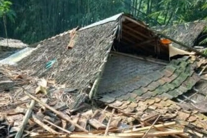 Rumah Ambruk Cisoka Butuh Uluran Tangan