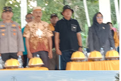 Bupati Soppeng, H.Andi Kaswadi Razak Buka Secara Resmi Turnamen Sepak Bolah Tottong Cup VII 