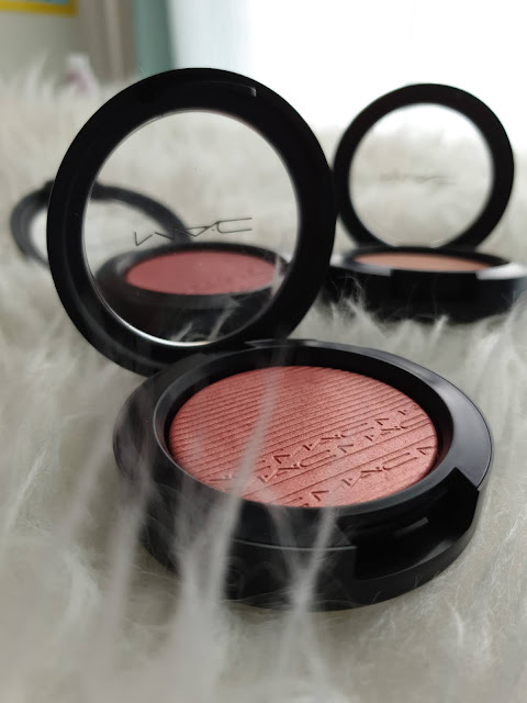 Extradimension blush MAC COSMETICS