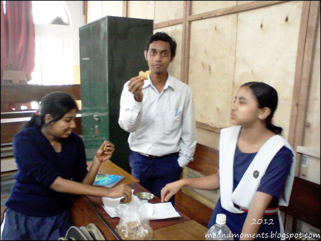 sharing lunch at school, kajal majhi, memories of brbnmpl salboni, memories of 2012, Salboni,  school life memories, i miss my school life