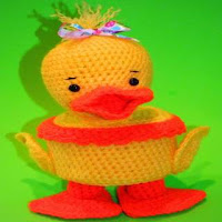 PATRON GRATIS FUNDA BOTE PATO DE CROCHET 13022