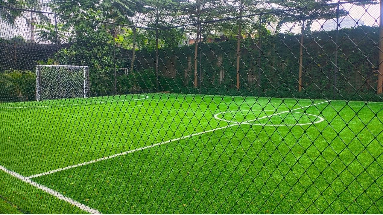 Manfaat Lapangan Futsal Rumput Sintetis