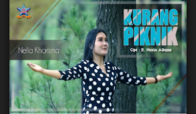 Download Lagu Nella Kharisma Kurang Piknik Mp3 Versi Remix