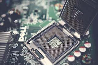 gambar CPU dalam sebuah komputer