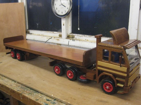 Foto Miniatur  Truk  Kontainer Dari  Kayu  Info Mobil Truck