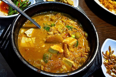 Ko Ryo Jeong Korean Restaurant (고려정), cheonggukjang jjigae