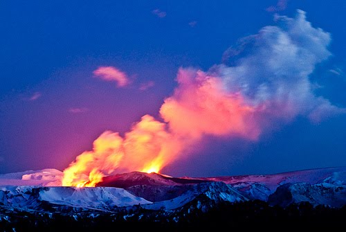 2010 iceland volcano eruption. 21 March 2010 Iceland Volcano