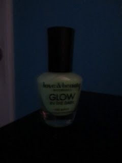 Glow in the dark, nail polish, Love & Beauty