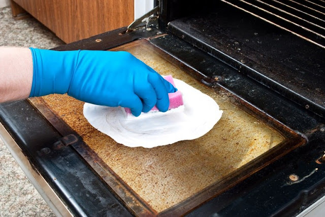 limpiar horno con bicarbonato