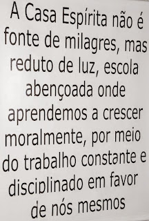 Resultado de imagem para um milagres no centro espirita