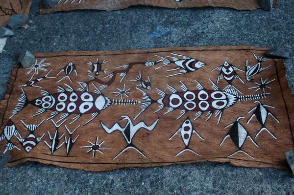 KHOMBOW Ukiran Kulit Kayu  Khas Sentani Papua  Carvings