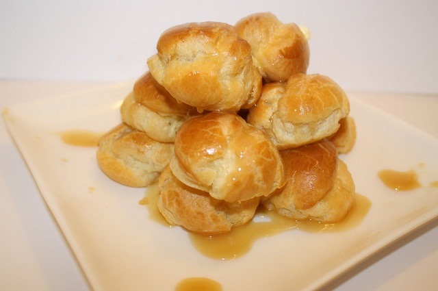 Toffee Profiteroles with Chantilly Cream