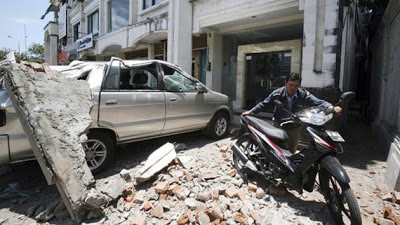 terremoto de 5,4 grados en la escala de Richter ha sacudido Indonesia causando destrozos a más de 5.289 casas, 23 de Junio 2013