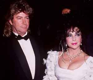 Elizabeth-Taylor-dan-Larry-Fortensky