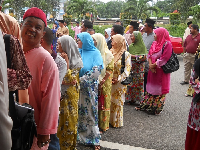 Parlimen Parit Sulong: Di sekitar Majlis Gempur NKRA Azam 