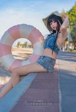 Coser@黏黏团子兔: 海の夏日 Shotgun