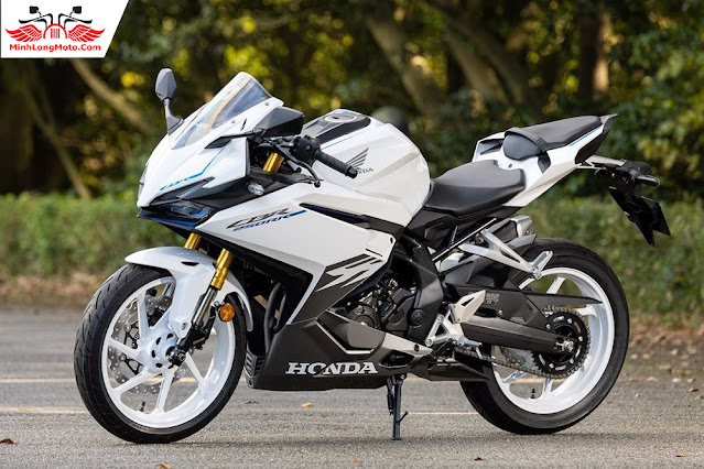 Honda CBR250RR 2023