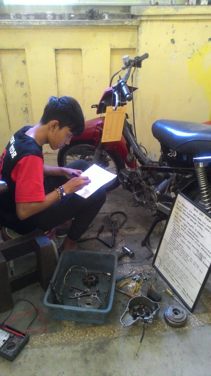 Kursus Mekanik Sepeda Motor
