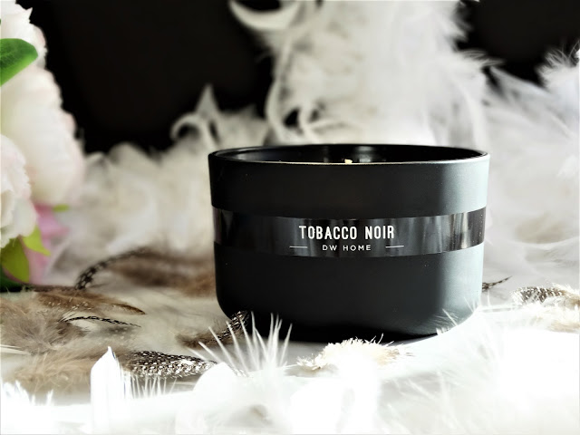 tobacco noir dw home candles, tobacco noir dw home, dw home candles review, avis bougie dw home, tobacco noir dw home candles review, bougie tobacco noir, tobacco noir candle review, tobacco noir candle, dw home notino, avis notino