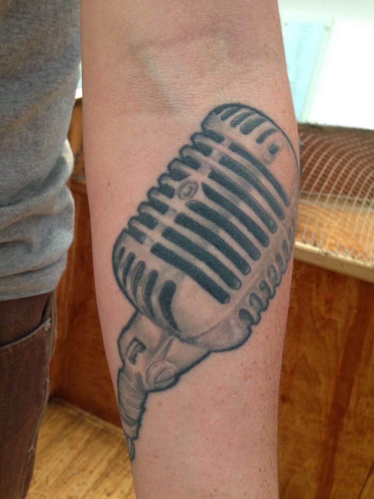 Museum Peoples Tattoos: Old Fashioned Microphone