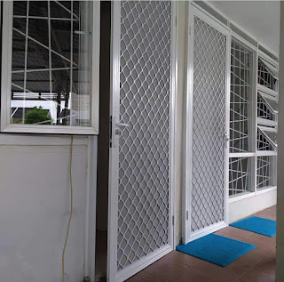 pintu aluminium minimalis