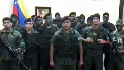 Militares de Venezuela en rebeldía contra "tiranía" del régimen