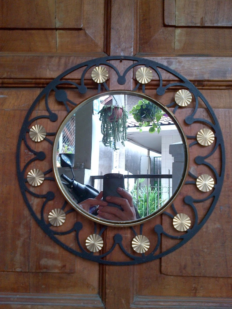 Info Ornamen Cermin, Gambar Pintu