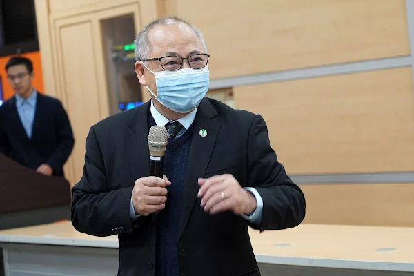 ▲大葉大學施英隆副校長歡迎大家蒞臨消防工程前瞻技術研討會。（記者林明佑翻攝）