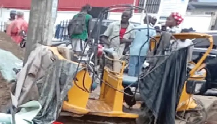 2 Pregnant Women Rescued As Accident Kills 2 In Lagos