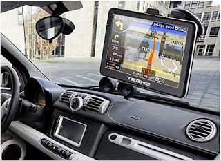 Teeno GPS Navigation for Car (5inch) Car GPS Navigator built-in Satellite Navigation System, Voice Notification, Lifetime Maps and Traffic, Driver Alerts
