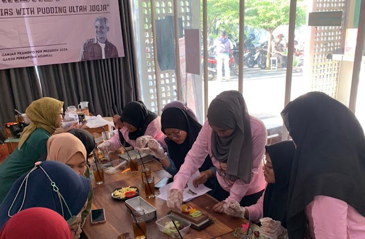 Serunya Pelatihan Buat Puding Hias Bareng Srikandi Ganjar di Bantul Jogja