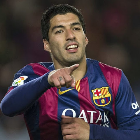 Luis Suarez Shows off the Matching Tattoo He Got with His Wife