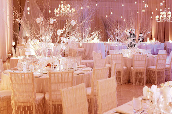 elegant wall decor ideas Winter Wedding Reception Decor | 601 x 400