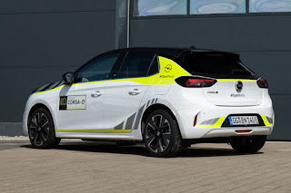 Opel Corsa-e with Rally Design Kit (2021) Rear Side