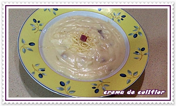 http://lasrecetasdenessa.blogspot.com.es/2014/01/crema-de-coliflor.html