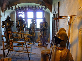 Castelo de Ronneburg: sala de armas
