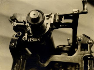 Imre Kinszki - Typewriter, 1930